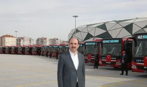 Başkan Altay Konya’daki Üniversitelere İlk Kez Kayıt Yaptıran Öğrencilerin Bu Yıl da Toplu Ulaşımı 7 Gün Ücretsiz Kullanabileceğini Açıkladı