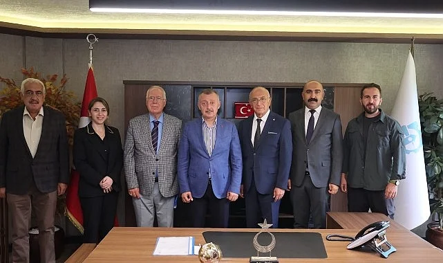 Cem Vakfı, teşekkür için Başkan Büyükakın’a geldi