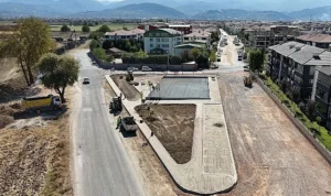 İnegöl Belediyesi’nden Yeni Mahalle’ye Yeni Semt Sahası