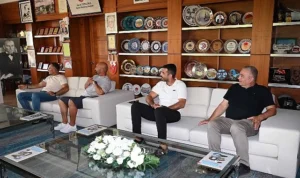 Kemer Su Sporları Derneği’nden Başkan Topaloğlu’na ziyaret