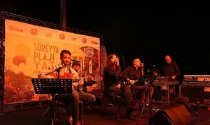 Maltepe Süreyya Plajı’nda Güzün Son Ezgisi