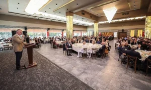 Vali Aktaş ve Başkan Büyükakın, şehit aileleri ve gaziler ile bir araya geldi; Büyükakın: “Sizler için ne yaparsak yapalım, yetmez”