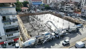 Başkan Çerçioğlu’nun İncirliova’ya Kazandıracağı Cumhuriyet Meydanı ve Yeraltı Otoparkı Projesinde Çalışmalar Sürüyor