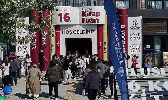 Dünyanın renkleri Kocaeli Kitap Fuarı’nda