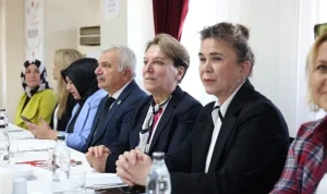 Keçiören’de “Değerlerimizin İzinde Kadın ve Aile” Söyleşisi Düzenlendi